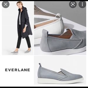 Everlane Nubuck street shoe in gray
